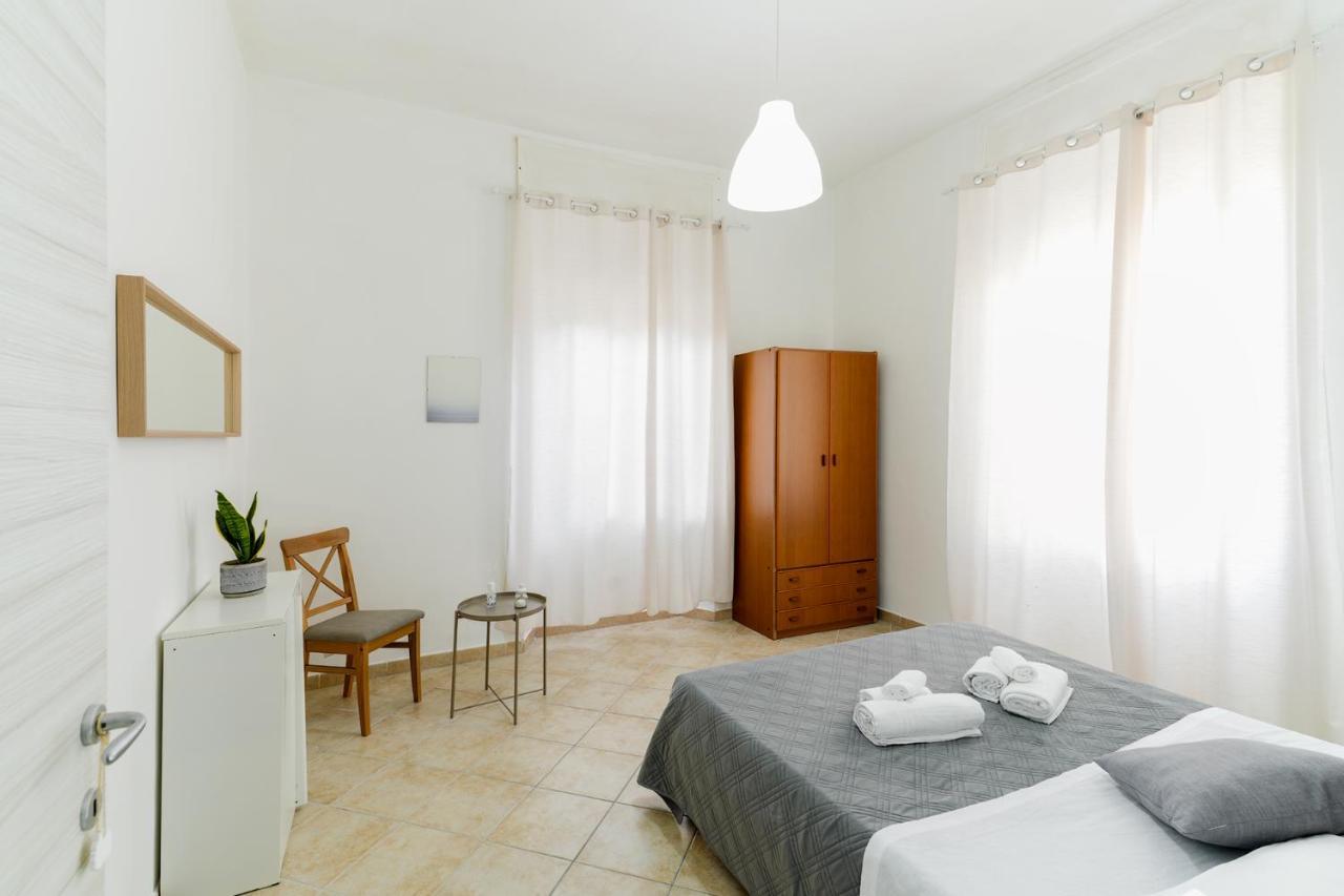 Seaside Apartament Near The Beach Minturno Exterior foto